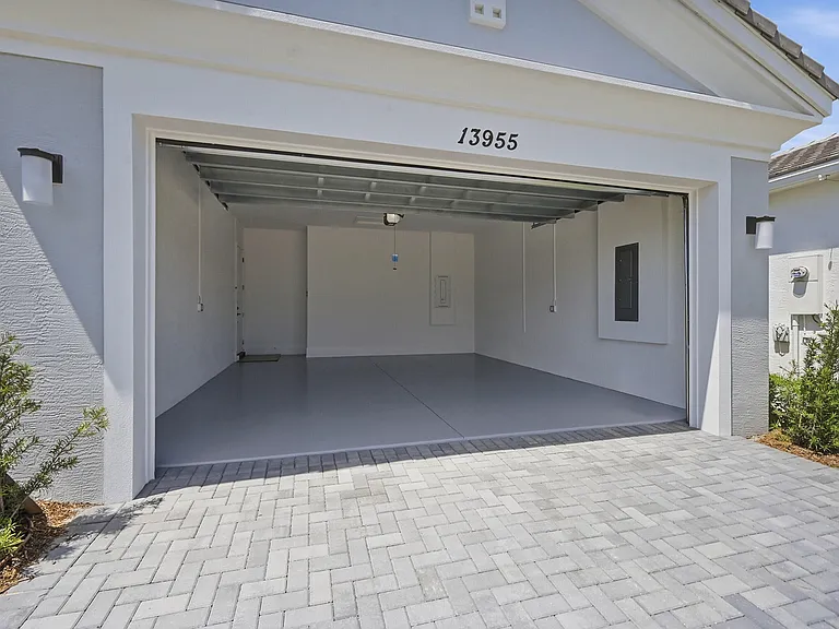 13955 Spruce Pine Dr — Photo 37