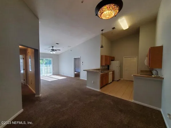 7920 Merrill Rd Unit 612, Jacksonville, FL 32277