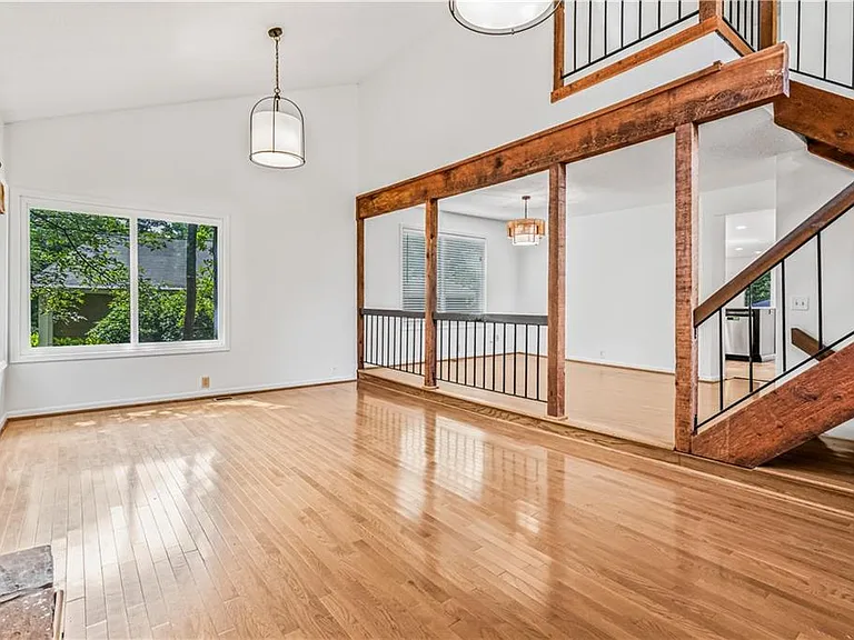 1016 Muirfield Dr — Photo 13