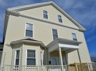 28 Washington Sq, Gloucester, MA 01930