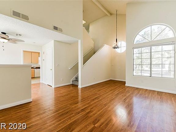 4th image of 1417 Sapphire Springs Cir