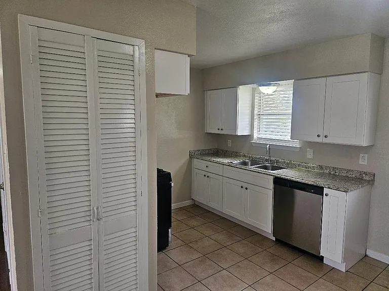 3511 Casa Ridge Dr — Photo 35