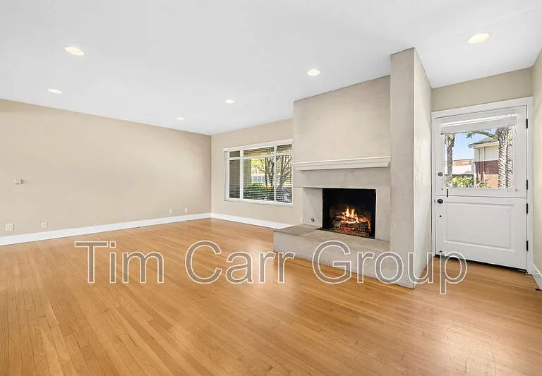 533 Saint Andrews Rd — Photo 3