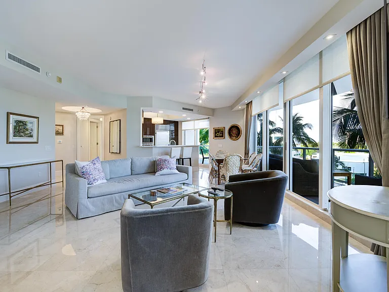 2700 N Ocean Dr #306B — Photo 4