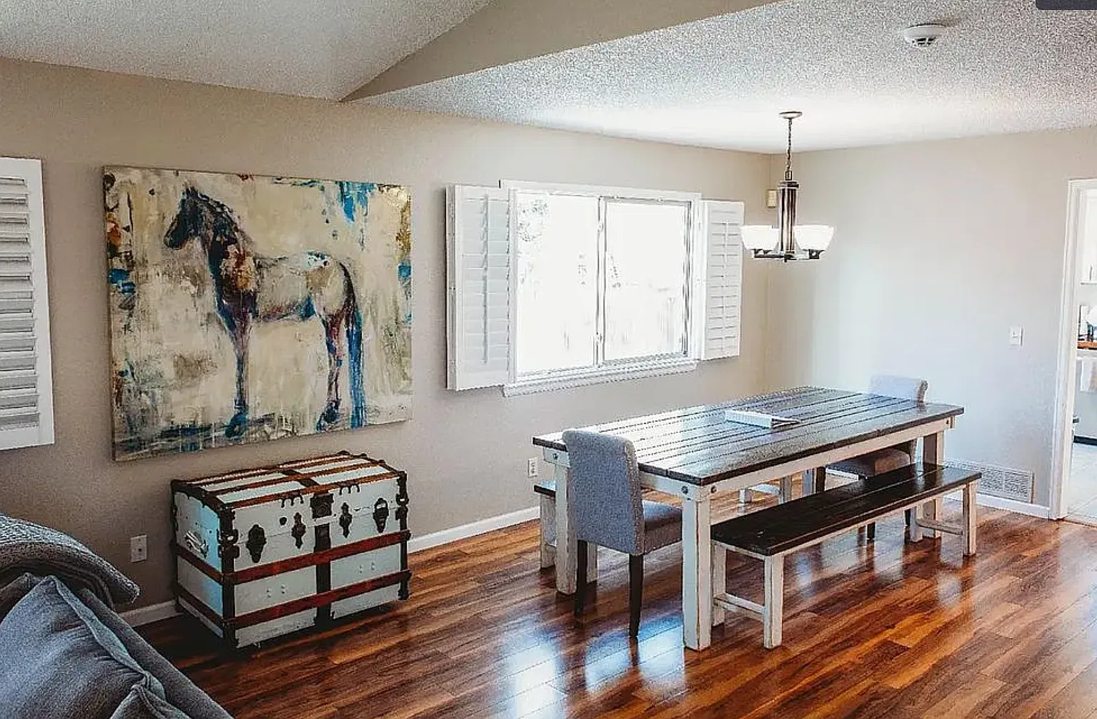 4 bed, 3.5 bath, 2330 sqft, $3,950 — Photo 3