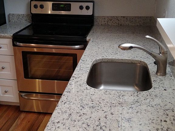 5th image of 1528 N Emerson St APT 10