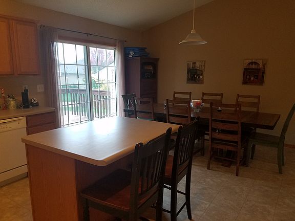 Dining Area and Deck