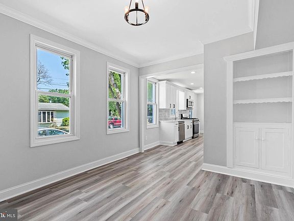 3rd image of 3500 Union Ave