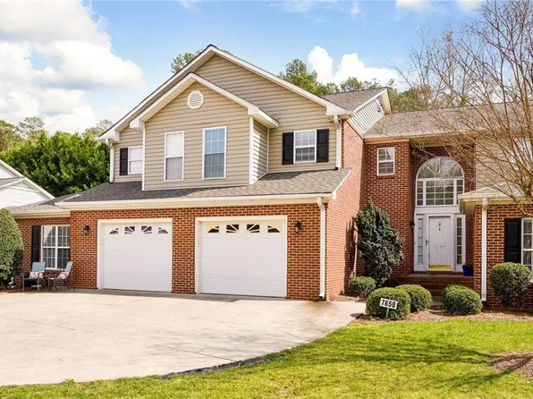 7650 Riverview Knoll Ct, Clemmons, NC 27012