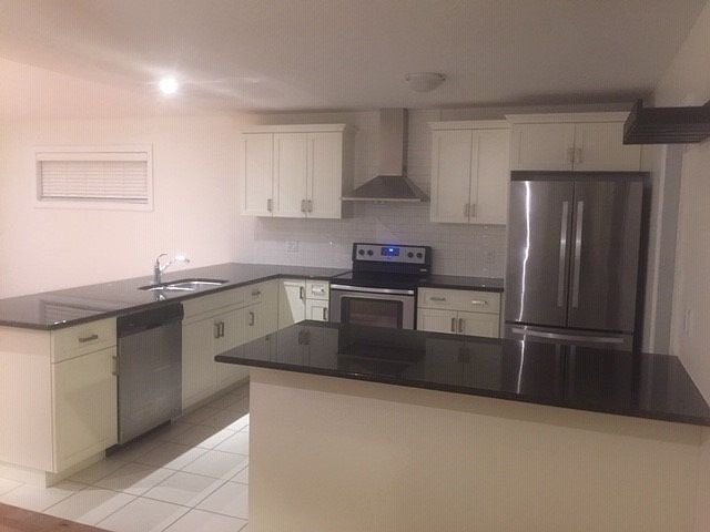 2nd image of 565 Starwood Dr