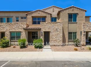 4548 S Renaissance Dr #102, Gilbert, AZ 85297