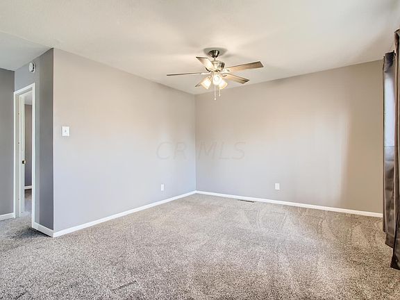 4th image of 3083 Huntington Dr