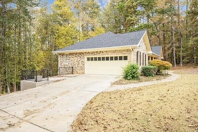 200 Mary Lynn Ln — Photo 44