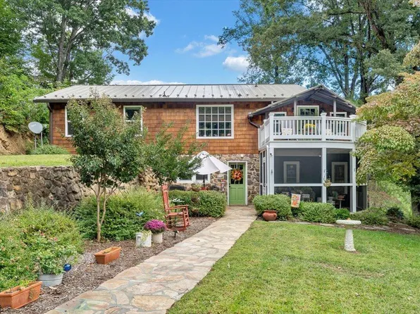 7965 Franklin Rd, Boones Mill, VA 24065