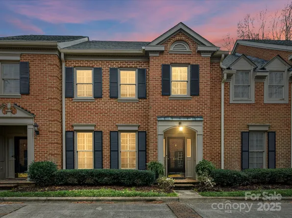 2813 Sharon View Rd, Charlotte, NC 28210