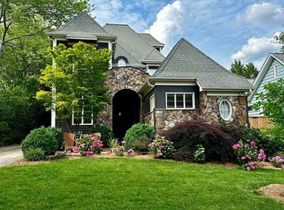 135 Altondale Ave, Charlotte, NC 28207