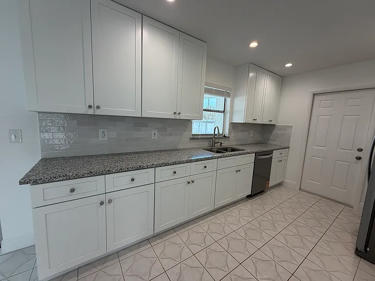 808 Balsamwood Ln — Photo 7