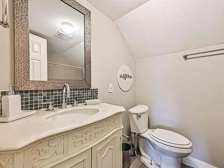 2914 Avenue K #4 — Photo 18