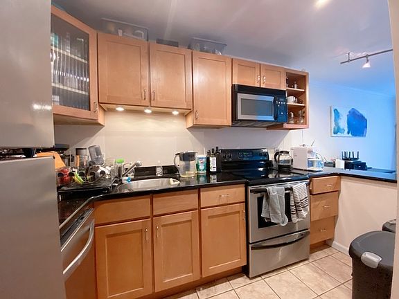 4th image of 211 E Ohio St APT 1117