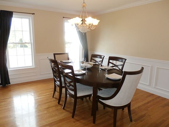 Formal dining room