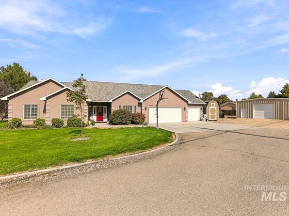 1915 Meadow Ave, Caldwell, ID 83605