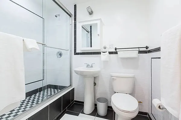 Rented by Dream Space Realty | media 5