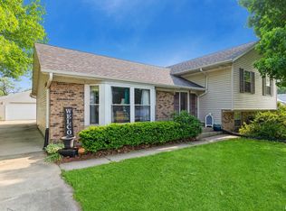 402 7th Ave, Colona, IL 61241