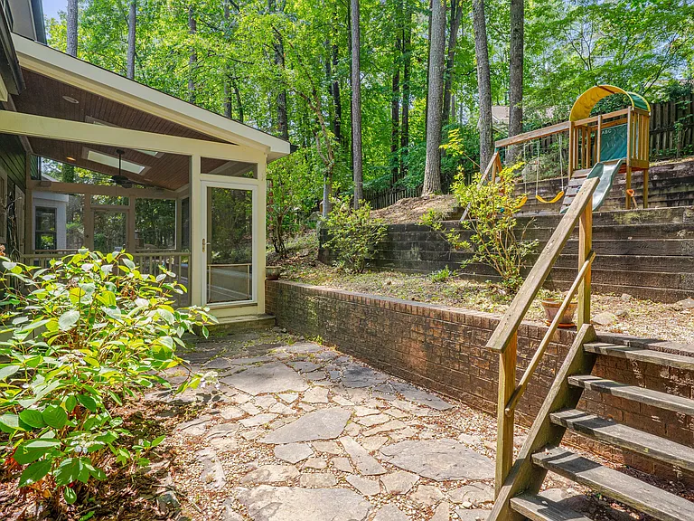 207 Old Forest Creek Dr — Photo 33