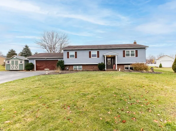 75 Country Club Cir, Clearfield, PA 16830