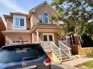 36 Allangrove Dr Unit 2, Brampton, ON L7A 2M3