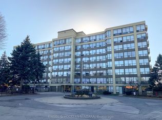 5100 Dorchester Rd #PENTHOUSE 804-4, Niagara Falls, ON L2E 7H4