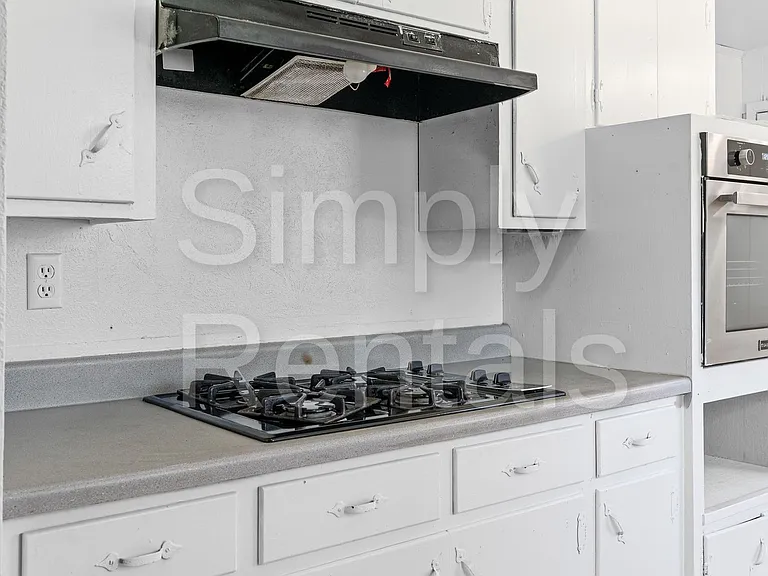 3500 Nashville Ave — Photo 10