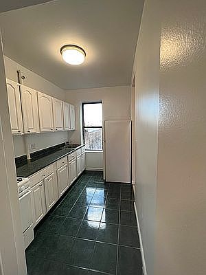 4th image of 24-31 Steinway St #5E