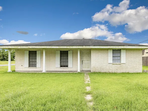 101 Green Lawn Pl, Thibodaux, LA 70301