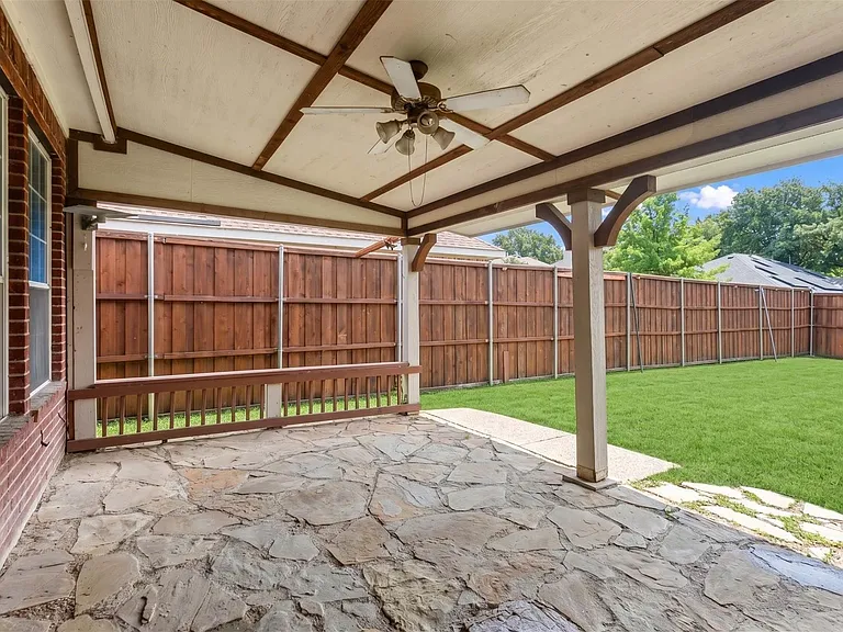 811 Kipling Dr — Photo 33