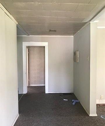 5th image of 221 Wilson St NW
