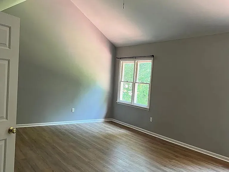 1307 Newfoundland Ct — Photo 7