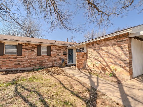 2nd image of 1712 Las Vegas Trl