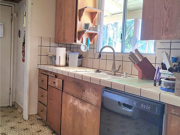 5th image of 7334 Garden St