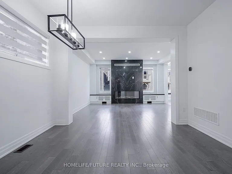 2809 Foxden Sq — Photo 13