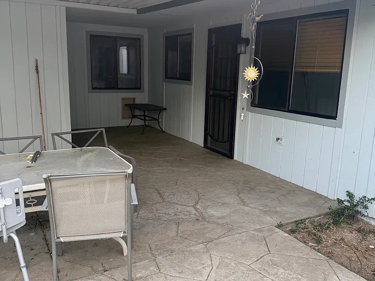 1937 W Santa Ana Ave — Photo 6