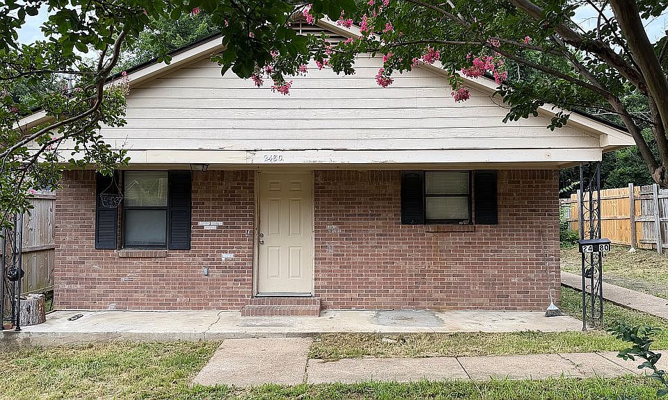 1st image of 2480 Hale Ave
