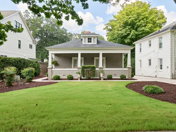 2114 Crescent Ave #2114, Charlotte, NC 28207