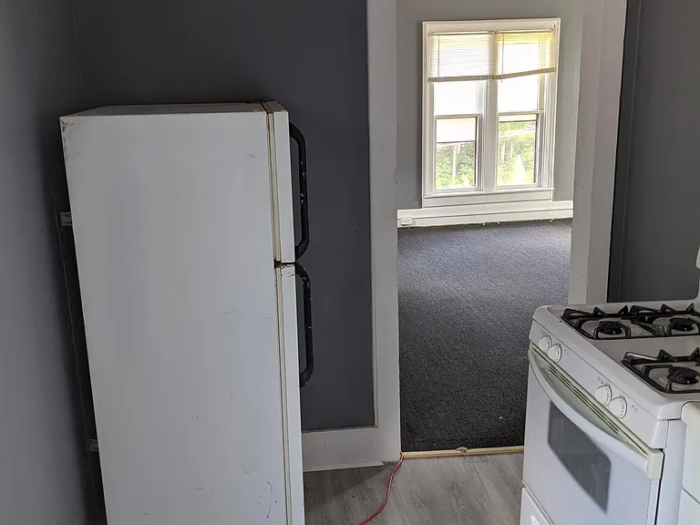 607 Pine St #3 — Photo 6
