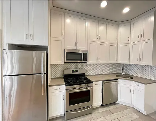 Rented by Silver Line Realty Group NY LLC | media 6