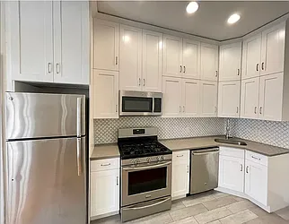 Rented by Silver Line Realty Group NY LLC