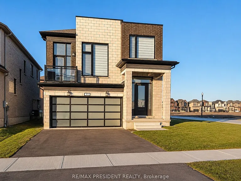 93 Mackay Dr — Photo 1