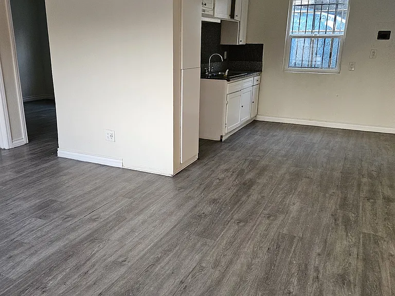 7418 S Main St #2 — Photo 1