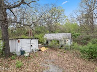 1112 Bales Rd, New Market, TN 37820