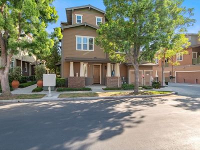357 Flyers Ln, Tustin, CA, 92782